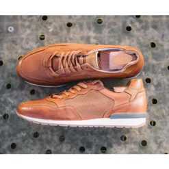 Sneakers Châtaigne Patiné Cuir Homme - CANBERRA 14 Sneakers Châtaigne Patiné Cuir Homme - CANBERRA -Magasin De Bexley 00923007 canberra chataigne patine 9