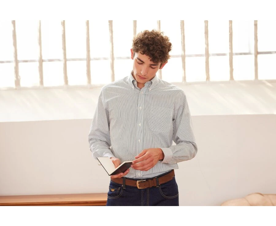 Chemise Blanche à Rayures Vertes Foncées Et Poche Poitrine - BRODERICK 3 Chemise Blanche à Rayures Vertes Foncées Et Poche Poitrine - BRODERICK